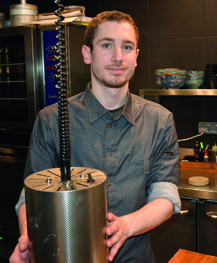 Romain Mahi – Accents Table Bourse* à Paris (75) : Mélange des textures et complémentarité des saveurs