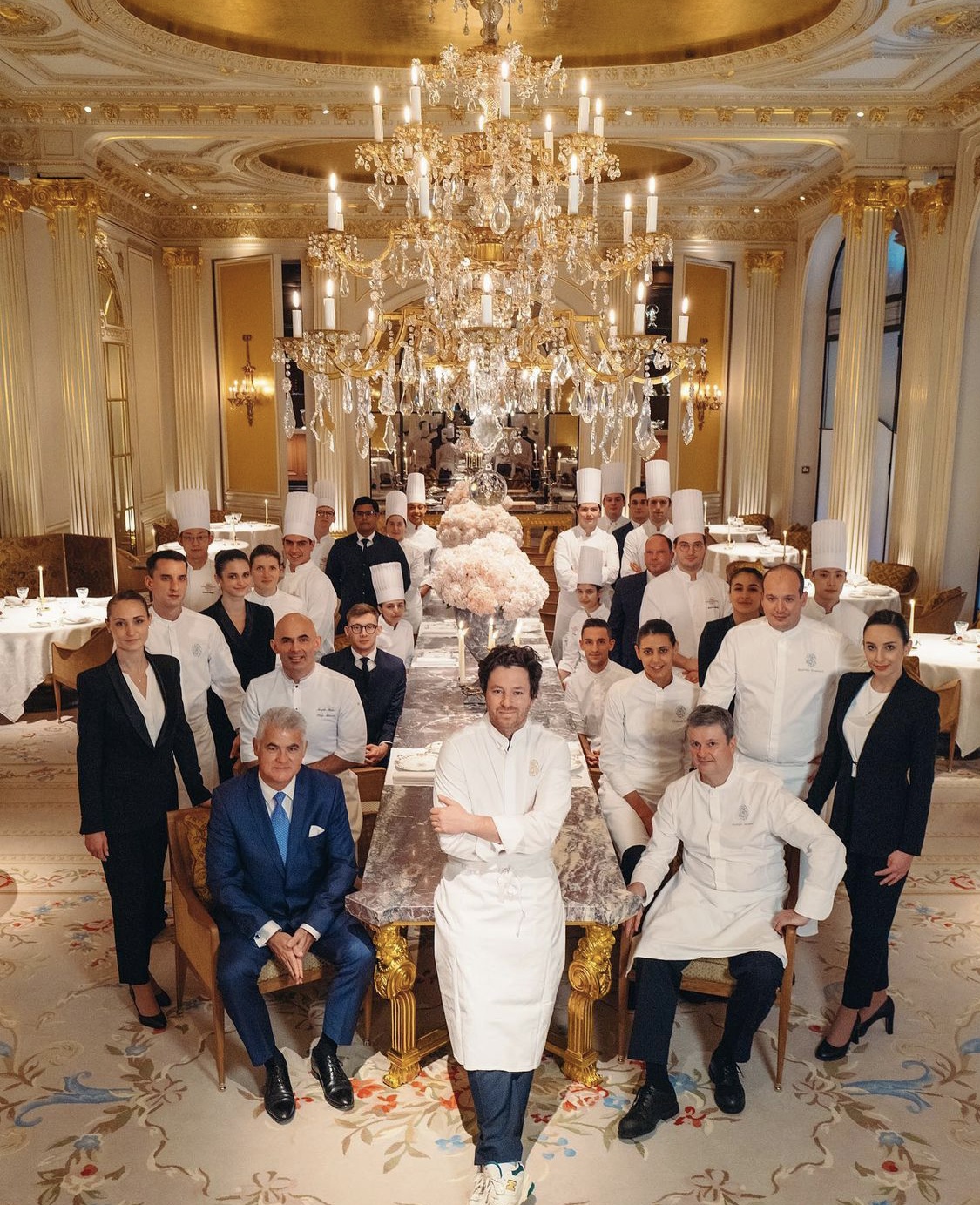 Ouverture du restaurant "Jean Imbert au Plaza Athénée" le 5 janvier
