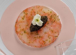 Découpe de langoustines, caviar osciètre, crème acidulée au vinaigre de framboise – Cédric Deckert
