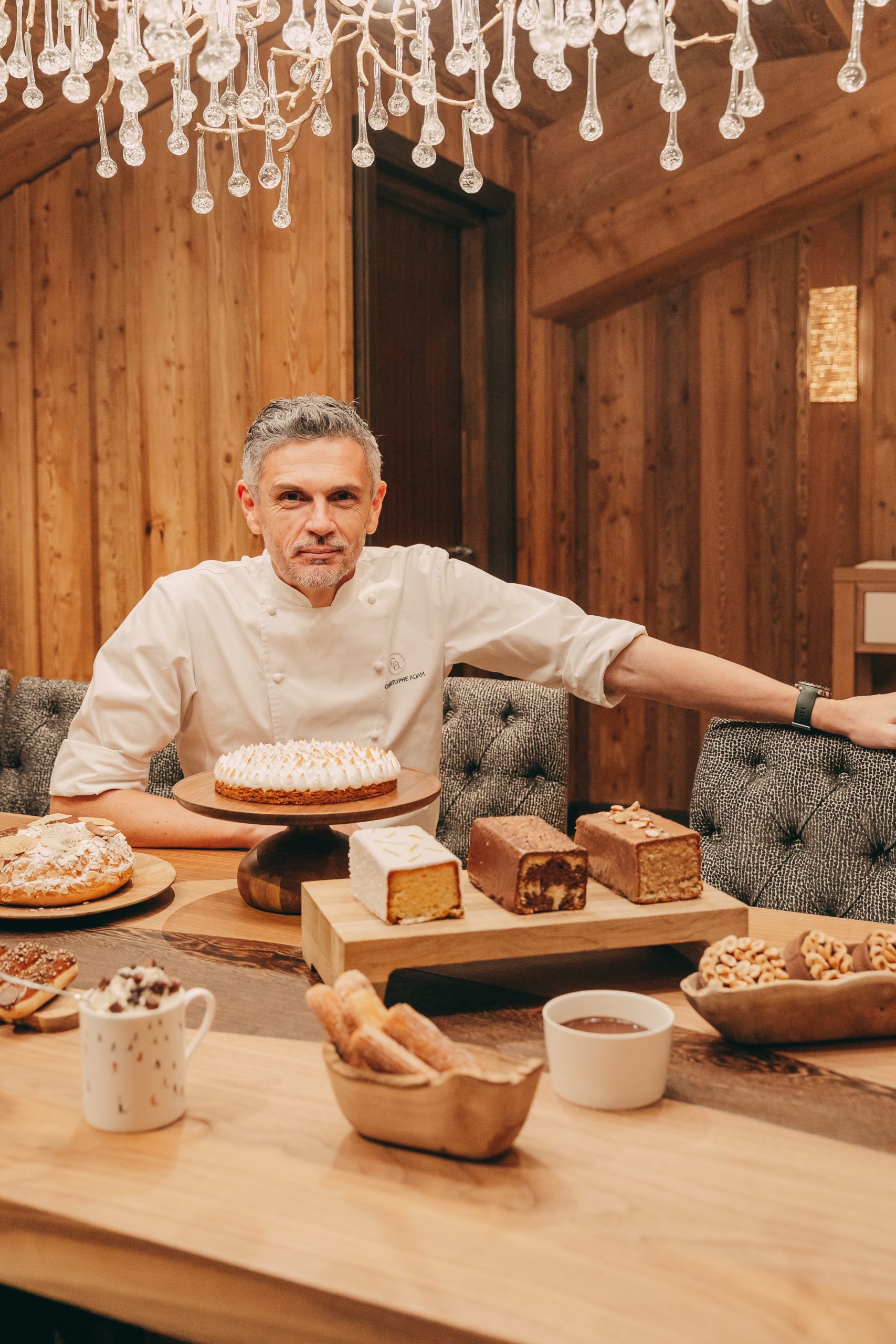 Christophe Adam souffle un vent sucré sur l’Hôtel Barrière Les Neiges