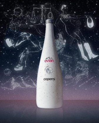 Evian & Coperni signent une nouvelle bouteille en édition limitée