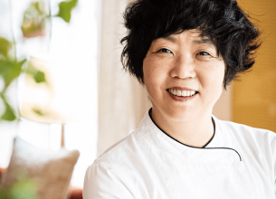 Ji-Hye Park relocalise OMA au Château des Fleurs