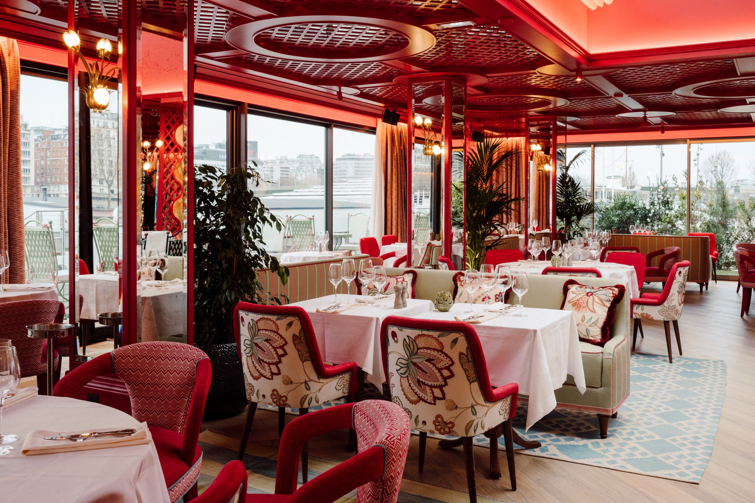 Cuisine seahouse et esprit «guinguette chic» à La Plage Parisienne