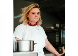 Alexia Duchêne au cœur de la nouvelle série documentaire « Alexia cuisine la France »