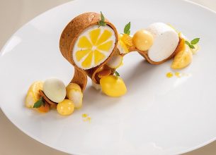 Citrus des agrumes bachès, huile d’olive et cédronelle du jardin comme une tarte citron meringuée