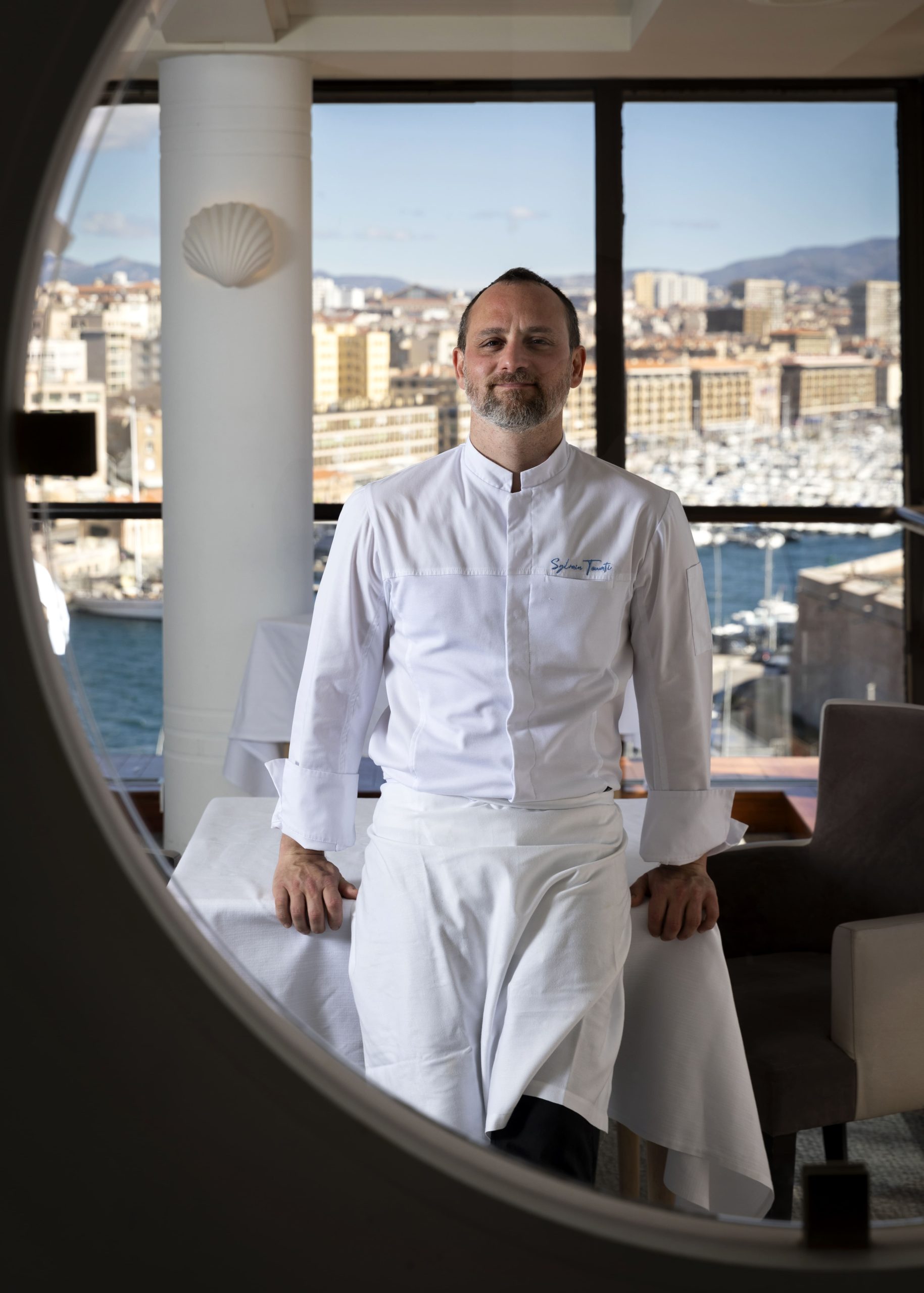 Sylvain Touati intègre les cuisines du Sofitel Marseille Vieux Port