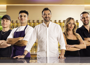 St-Germain réinvente l’apéritif avec un casting de célébrités de la food à Paris