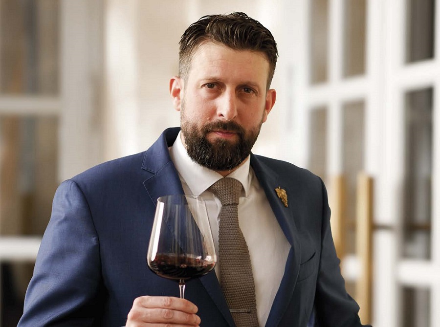 Kevin Quinsenac, Le Pressoir d’Argent – Gordon Ramsay** Bordeaux (33) : Une sommellerie plurielle