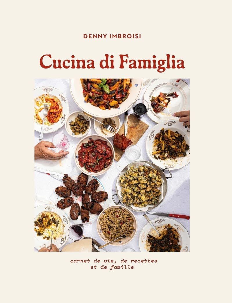 Denny Imbroisi publie son livre Cucina di Famiglia