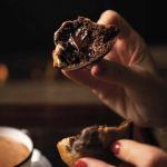 Madeleines marbrées vanille et chocolat, cœur caramel chocolat (Bibliothèque)