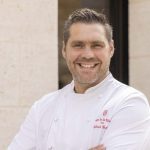 Thibaut Gamba, Logis de la Cadène* – Saint-Émilion (33) : goût du voyage, cuisine d’émotions