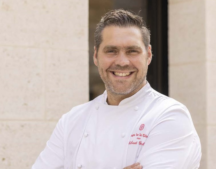 Thibaut Gamba, Logis de la Cadène* – Saint-Émilion (33) : goût du voyage, cuisine d’émotions