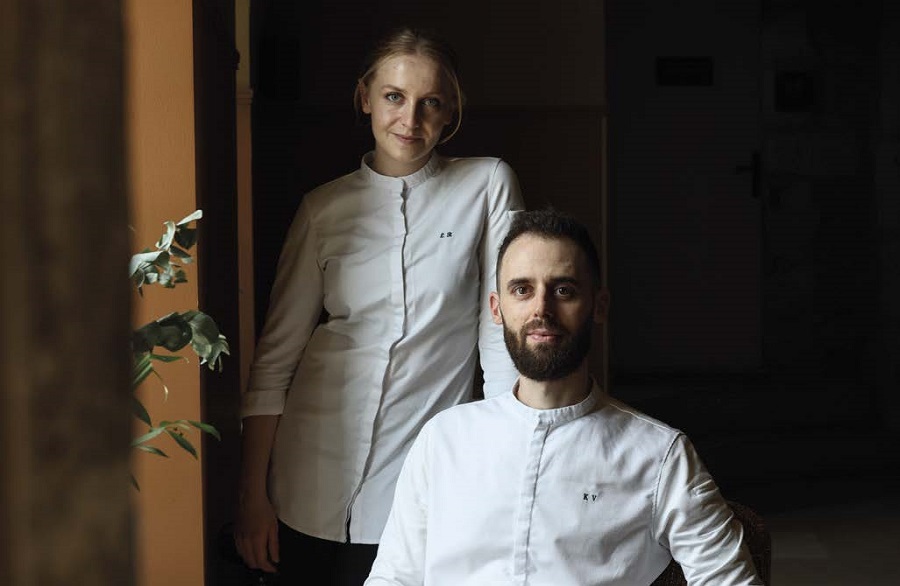 Kévin Vaubourg et Lucille Routin Lavandin*, – Château Les Oliviers de Salettes-Charols – (26) : pour l’amour des produits et des étoiles