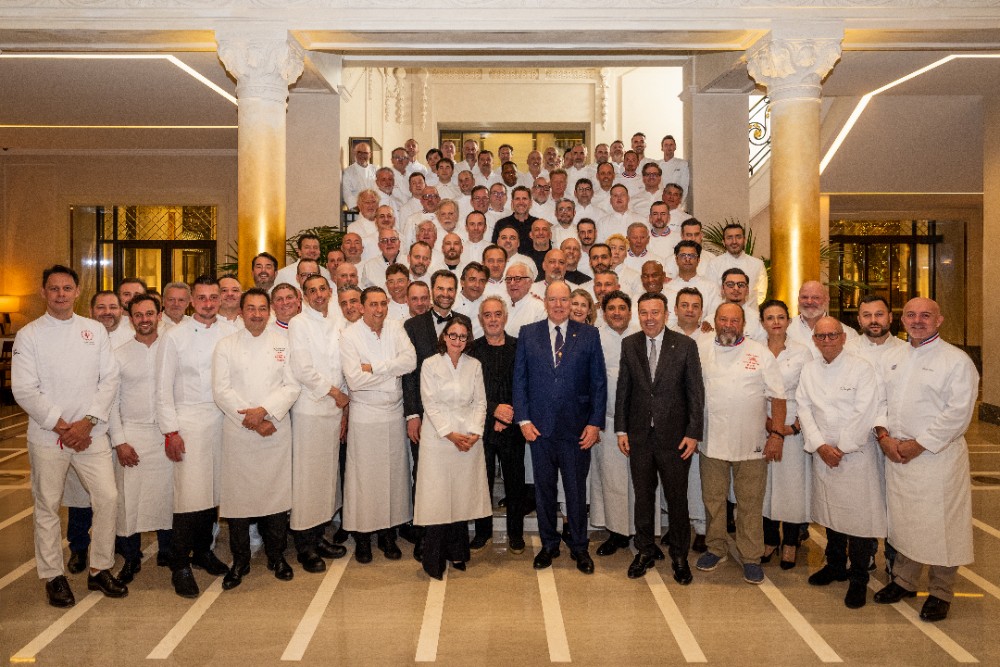 110 chefs étoilés réunis à l’Hôtel de Paris Monte-Carlo  pour un Dîner des Chefs inédit