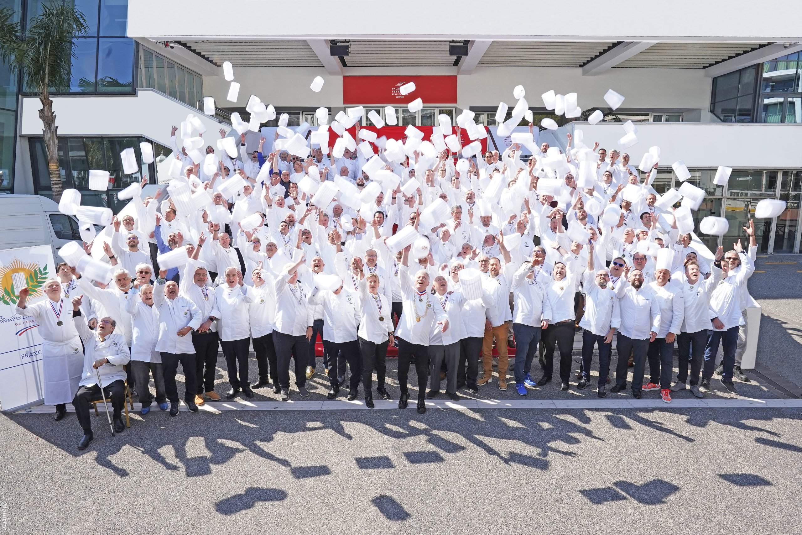 La nouvelle promotion du 70ᵉ Congrès des Maîtres Cuisiniers de France