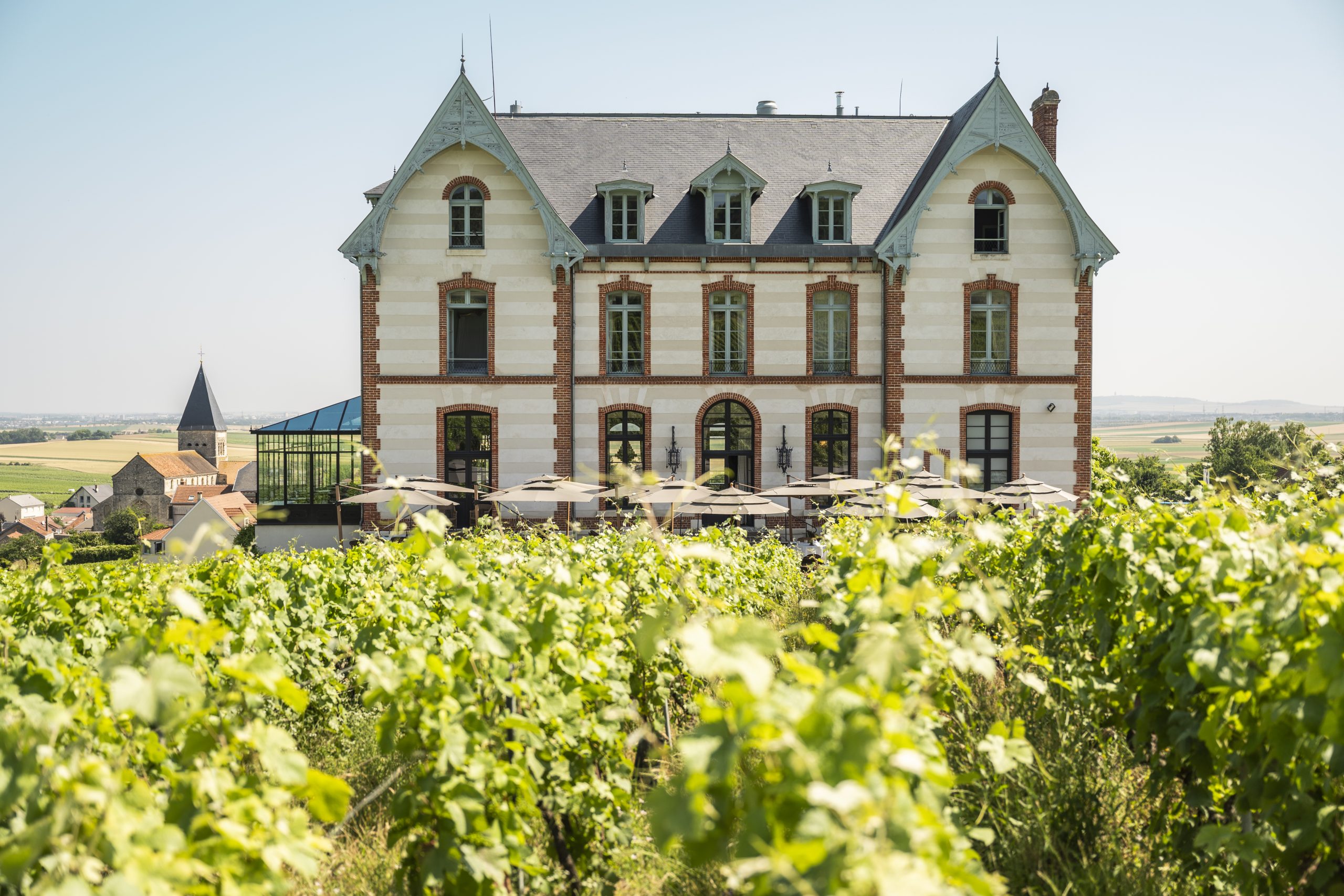 Michel Reybier Hospitality reprend l’exploitation du Château de Sacy