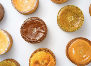 Maxence Barbot décline le flan en collection éphémère au Bristol Paris