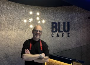 Blu Café, le nouveau coffee-shop alliant gastronomie et passion F1