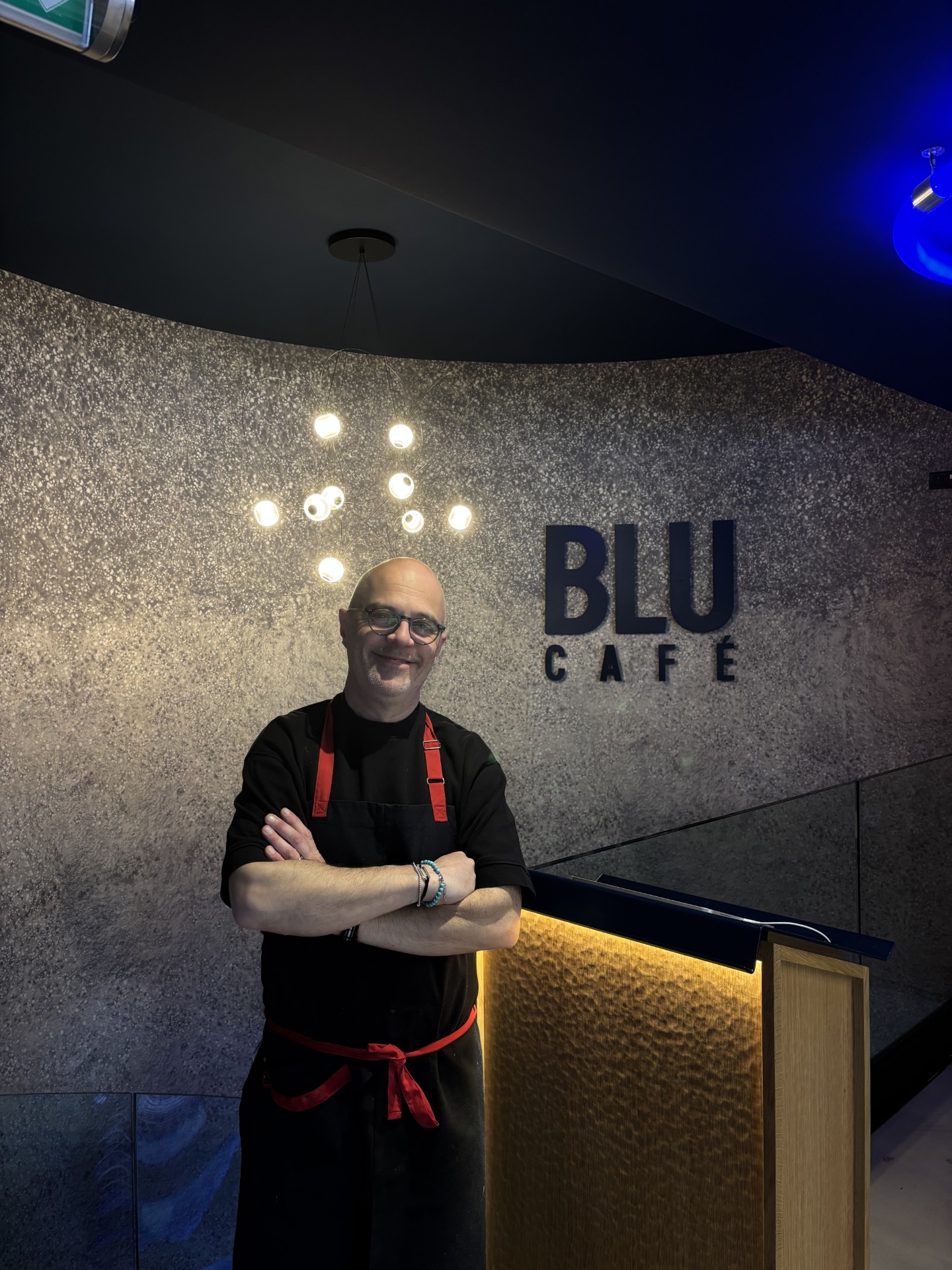Blu Café, le nouveau coffee-shop alliant gastronomie et passion F1