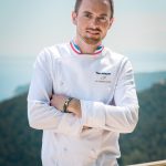 Tom Meyer signe la carte du nouveau restaurant de l’Hôtel Madame Rêve à Paris
