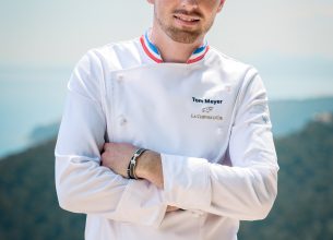 Tom Meyer signe la carte du nouveau restaurant de l’Hôtel Madame Rêve à Paris
