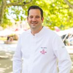 Nicolas Bottero cuisine pour 450 écoliers à Saint-Cannat
