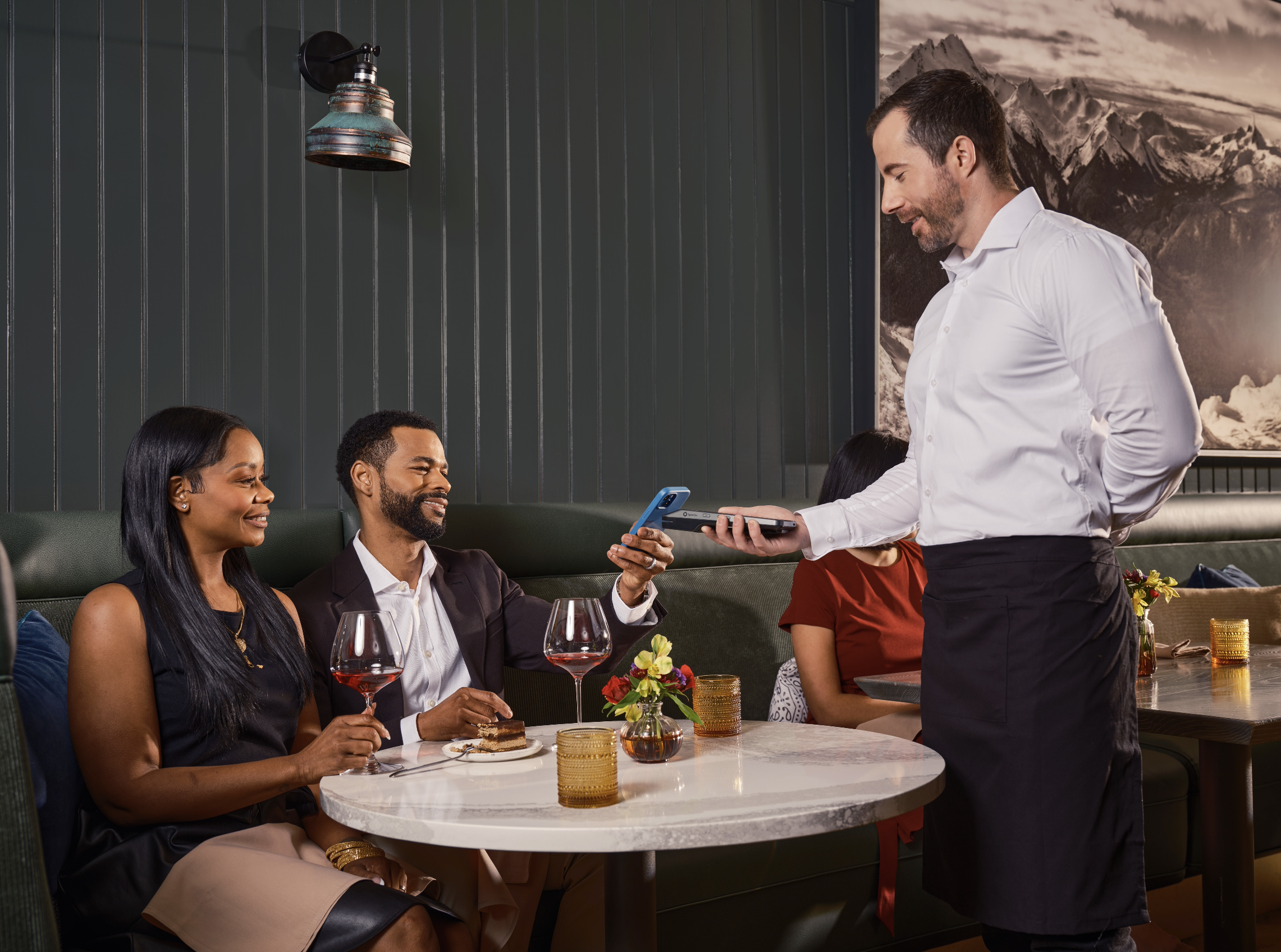 Sunday dévoile les comportements des touristes internationaux dans les restaurants français cet été